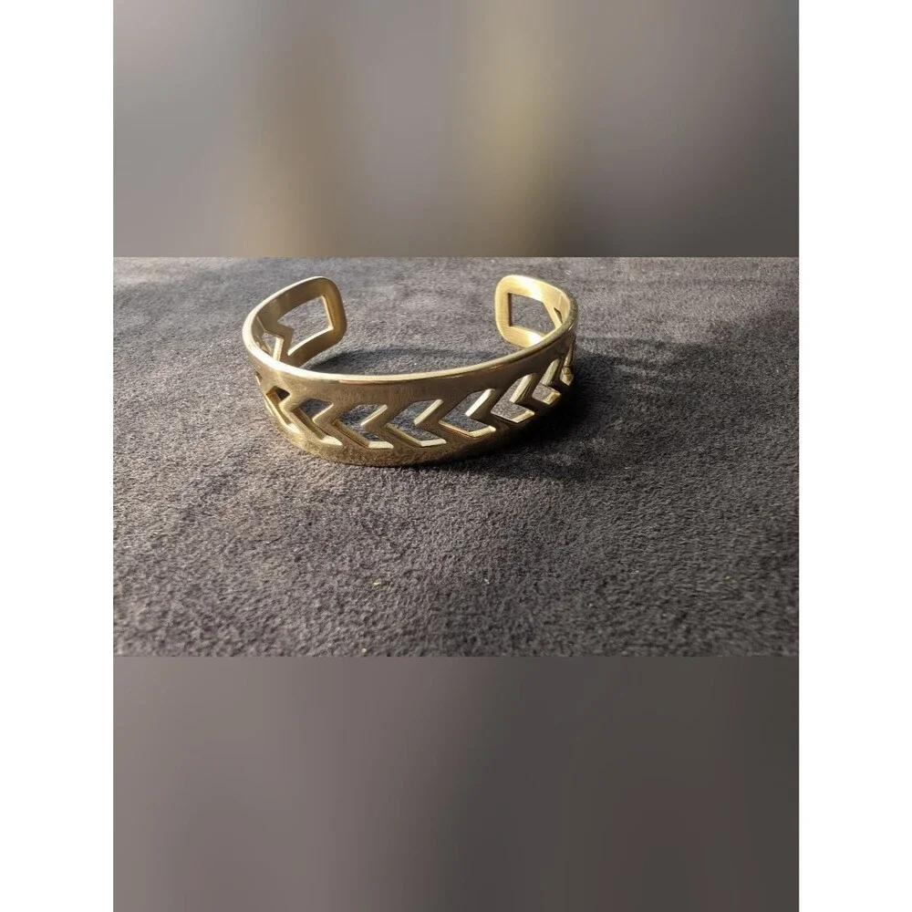 Rustic Cuff Elegant Gold Tone Cutout Chevron Cuff Bracelet